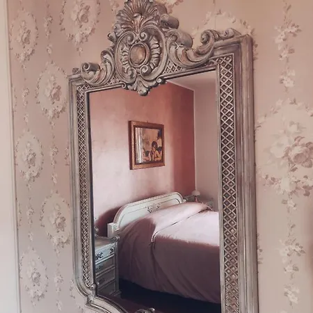 Lilla Bed & Breakfast 4*