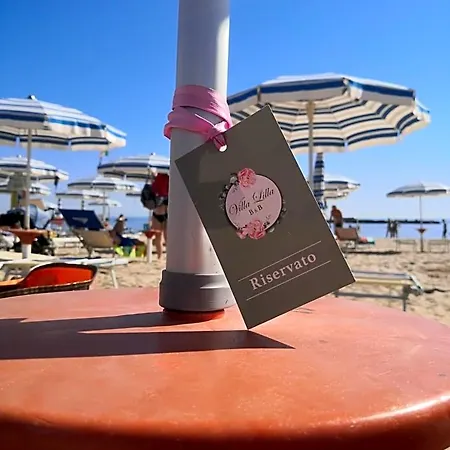 Lilla Inclusa E Bici Gratuite A Con Terrazzo E Colazione Inclusa 4*
