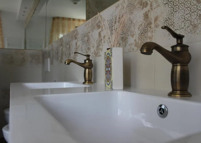 Lilla Inclusa E Bici Gratuite A Con Terrazzo E Colazione Inclusa 4* Σαν Μπενεντέτο ντελ Τρόντο