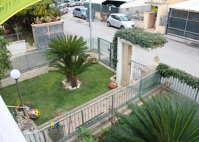 Bed and Breakfast Lilla Inclusa E Bici Gratuite A Con Terrazzo E Colazione Inclusa 4*