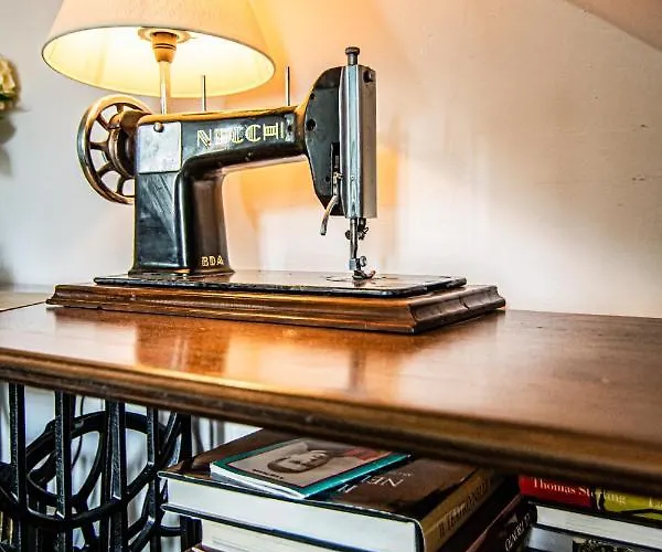 Lilla Inclusa E Bici Gratuite A Con Terrazzo E Colazione Inclusa Bed and Breakfast