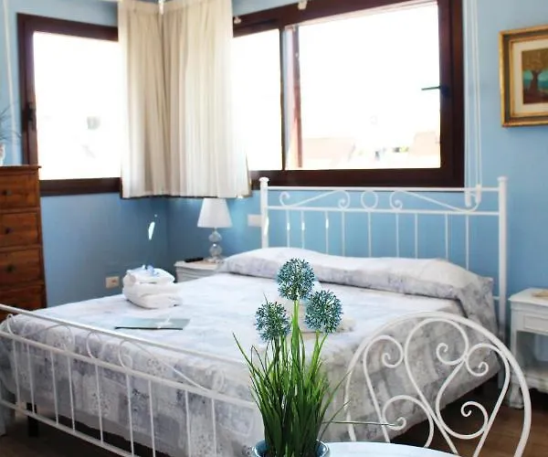Lilla Inclusa E Bici Gratuite A Con Terrazzo E Colazione Inclusa Bed and Breakfast 4*